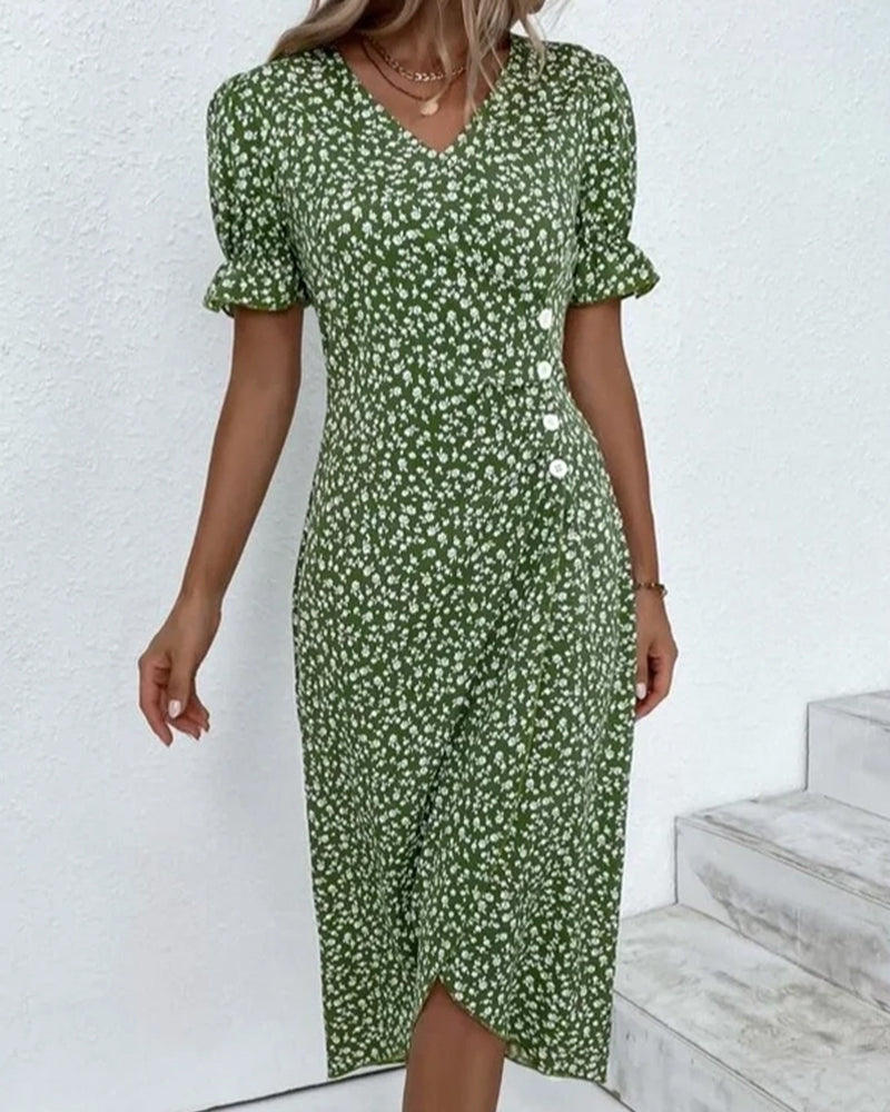 Beautifully Crafted Dress in a Classic Style