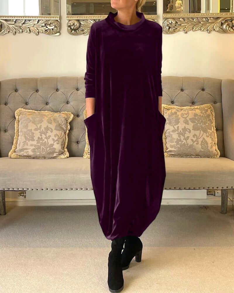 Classic Vintage Dress with a Flattering Fit