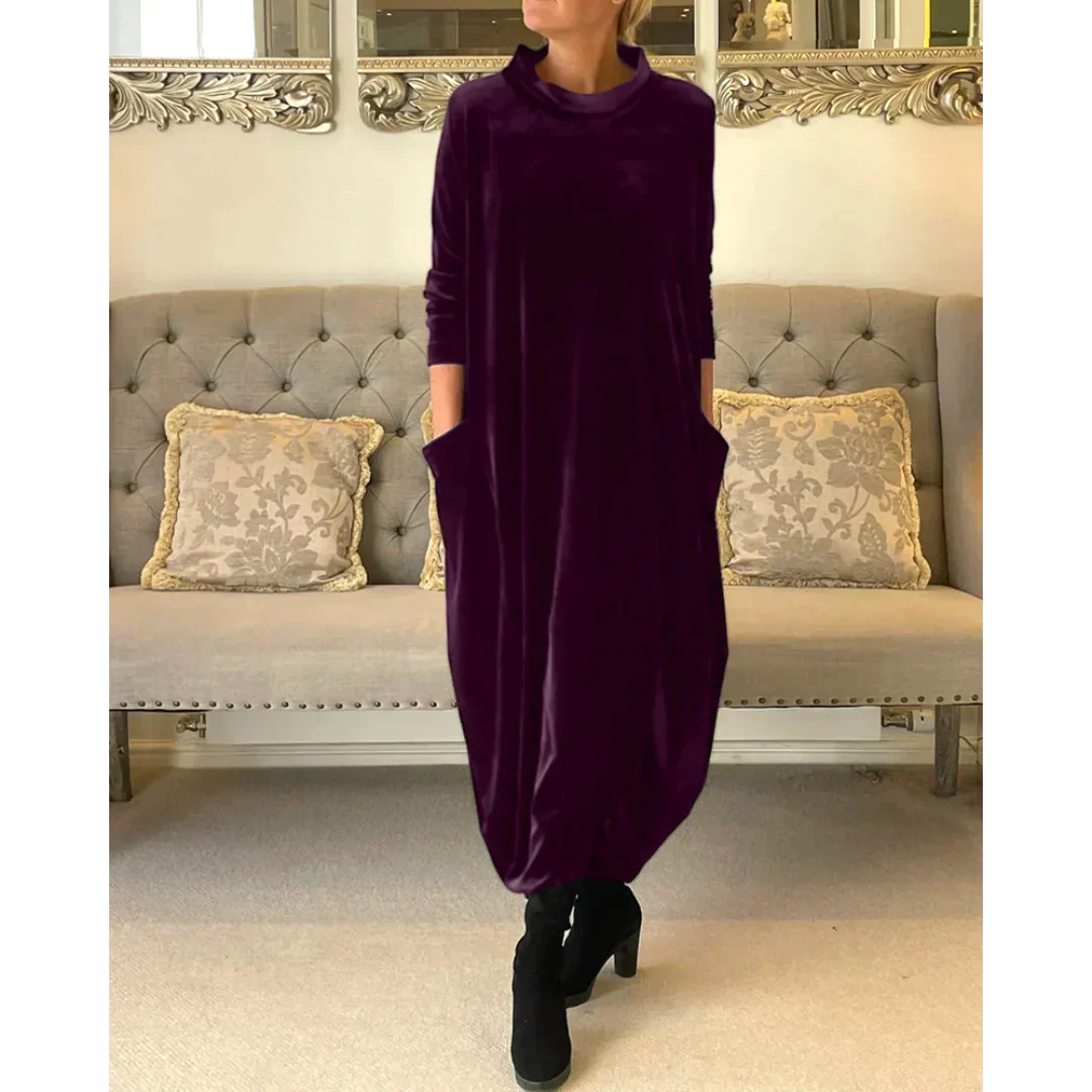 Classic Vintage Dress with a Flattering Fit