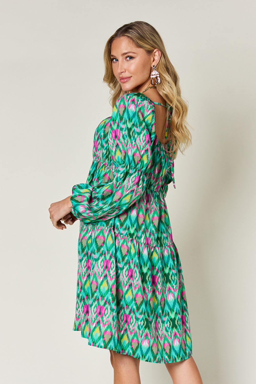 Beautifully Crafted Dress in a Classic Style
