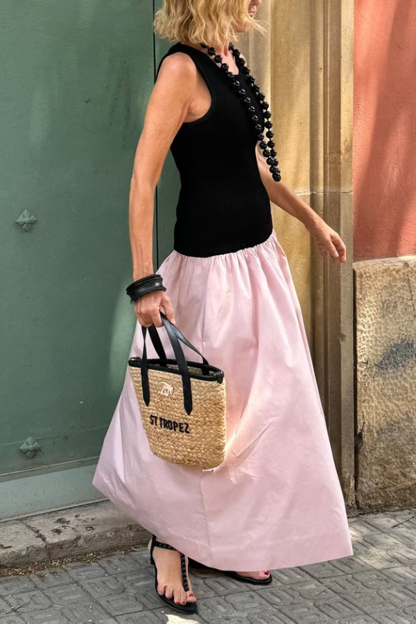 Sophisticated Dress with a Clean Classic Look
