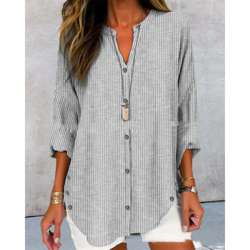 Sophisticated Blouse with a Clean Classic Look