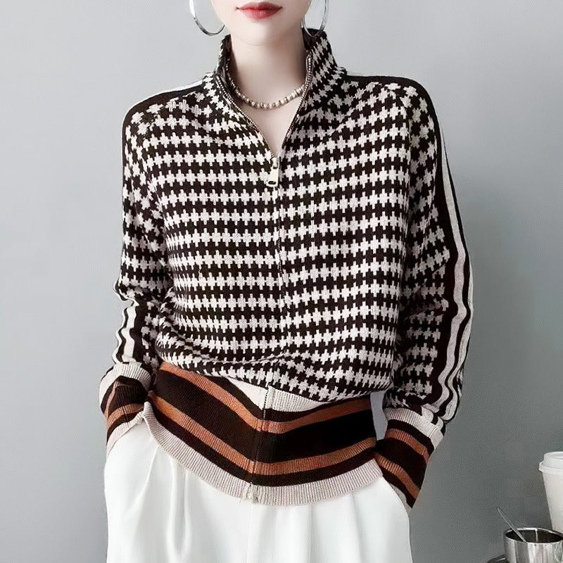 Effortlessly Elegant Blouse with a Timeless Design
