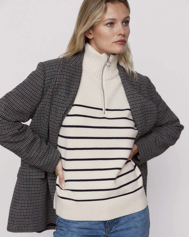 Beautifully Finished Blouse in a Timeless Design