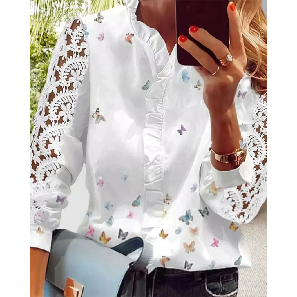 Well Tailored Blouse with a Graceful Silhouette