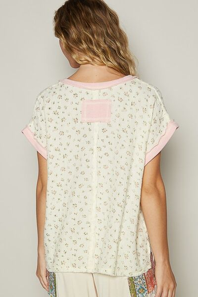 Well Tailored T-Shirt with a Graceful Silhouette