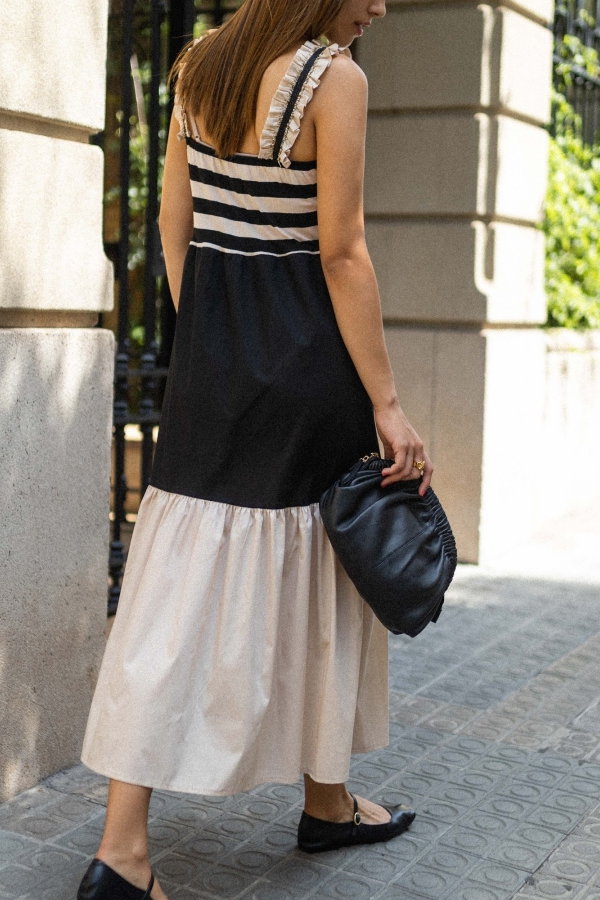Beautifully Crafted Dress in a Classic Style