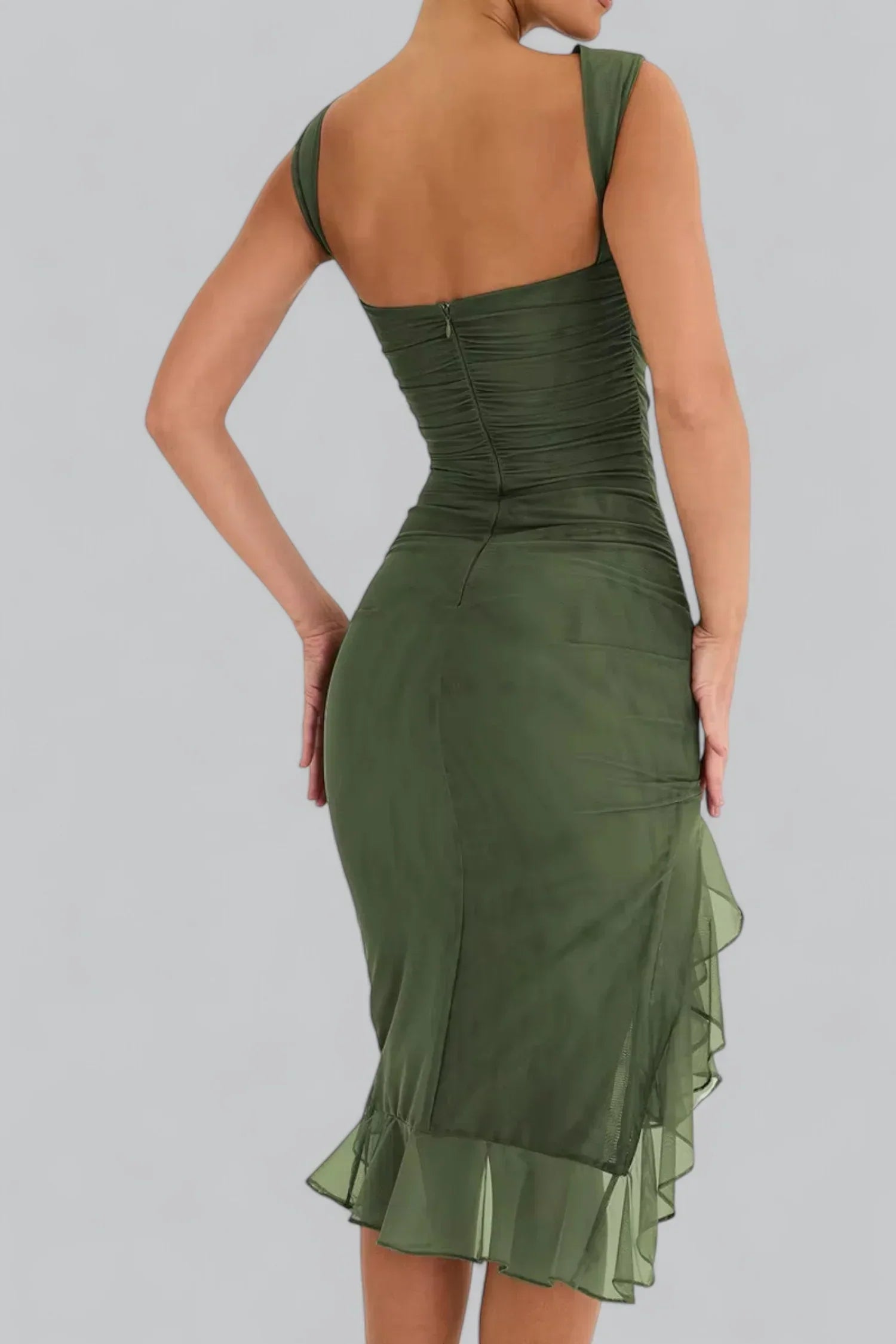 Gracefully Styled Dress for Any Occasion