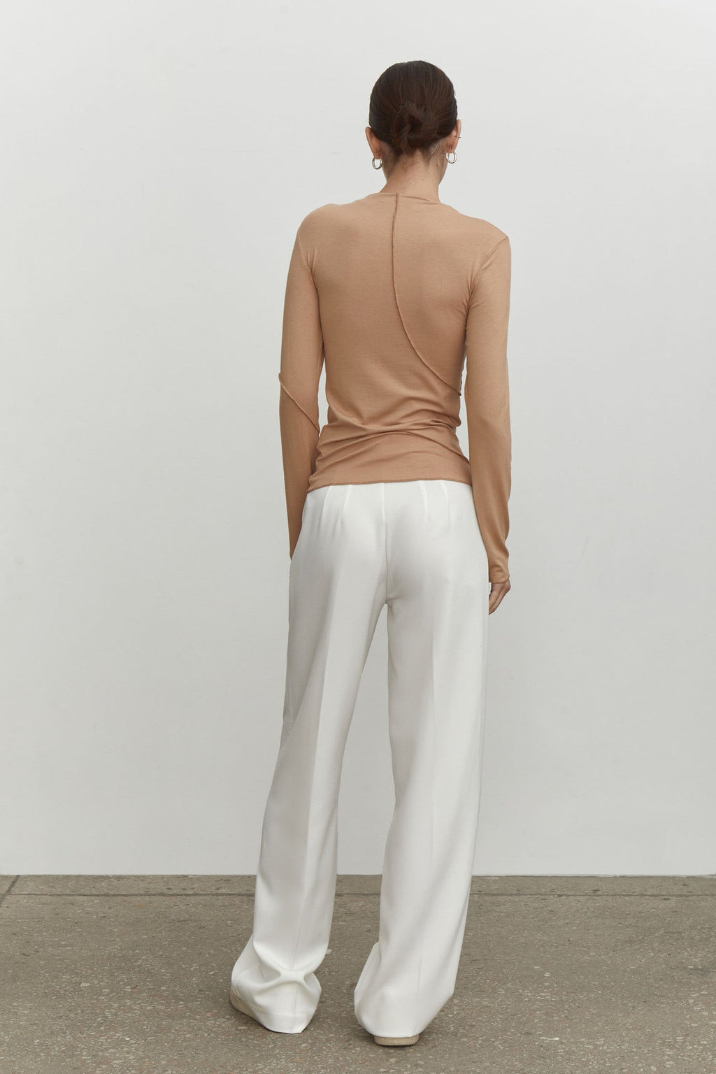 Beautifully Crafted Blouse in a Classic Style