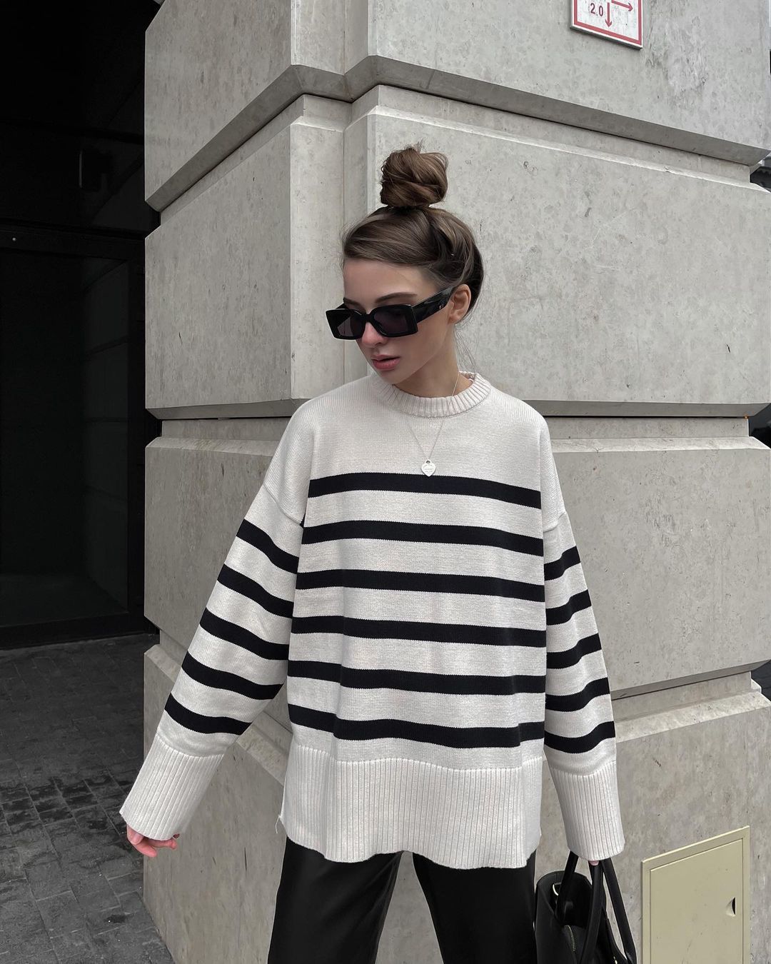 Well Tailored Blouse with a Graceful Silhouette
