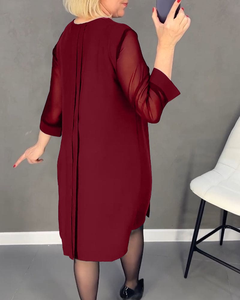 Classic Vintage Dress with a Flattering Fit