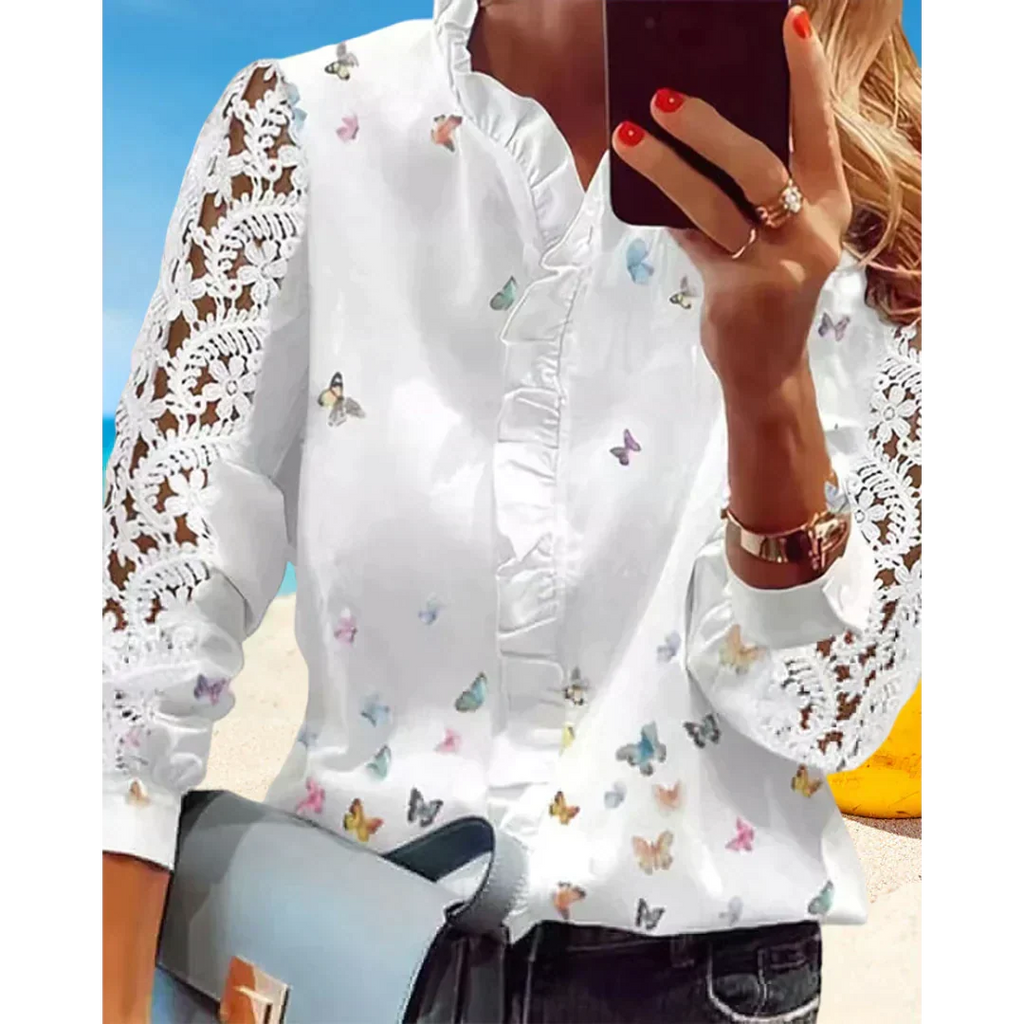 Well Tailored Blouse with a Graceful Silhouette