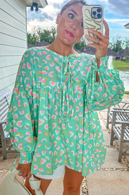 Elegantly Styled Blouse for Everyday Wear