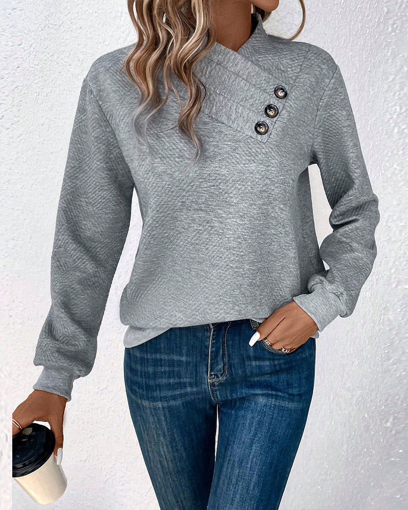 Beautifully Finished Blouse in a Timeless Design