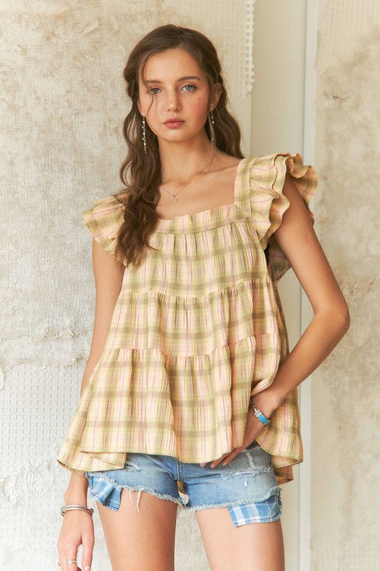 Well Tailored Blouse with a Graceful Silhouette