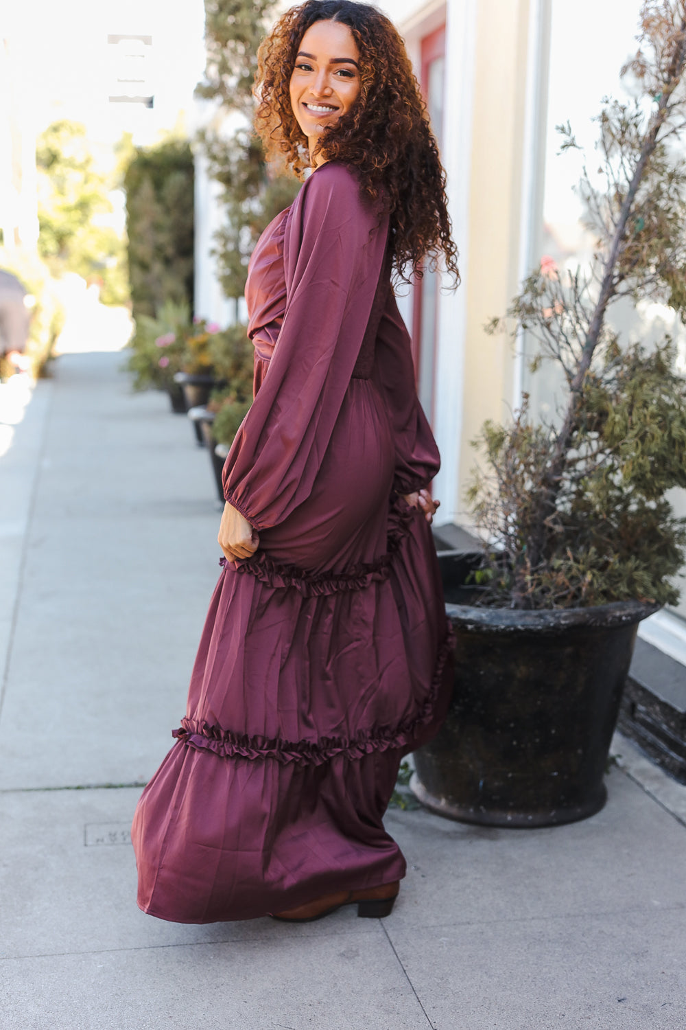 Beautifully Crafted Dress in a Classic Style