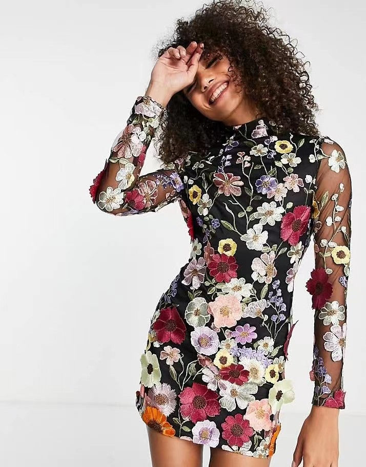 Beautifully Finished Dress in a Timeless Design
