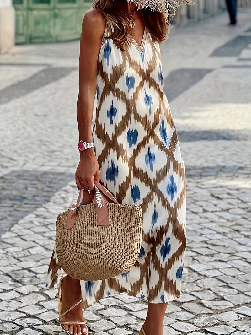 Gracefully Styled Dress for Any Occasion