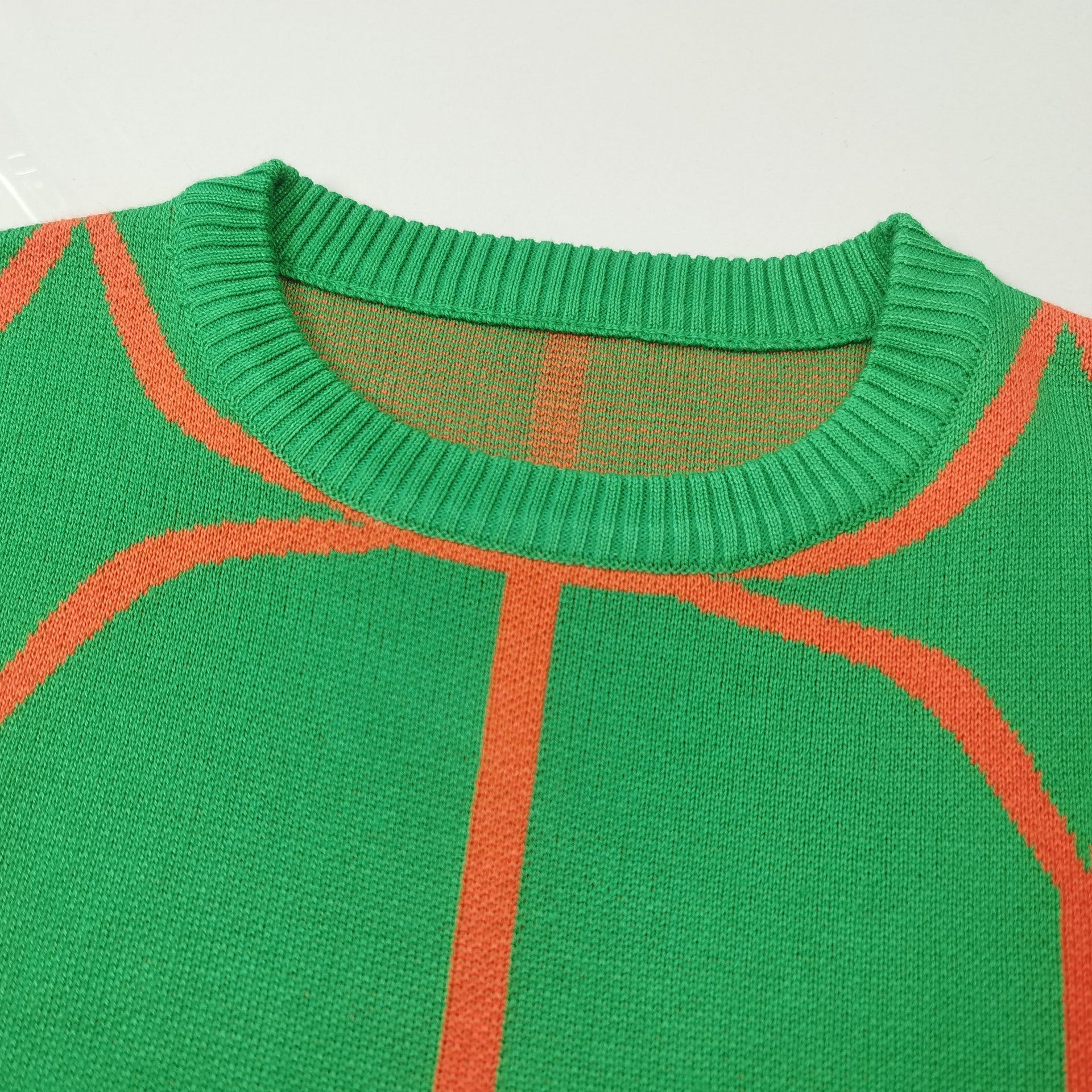 Beautifully Crafted Blouse in a Classic Style