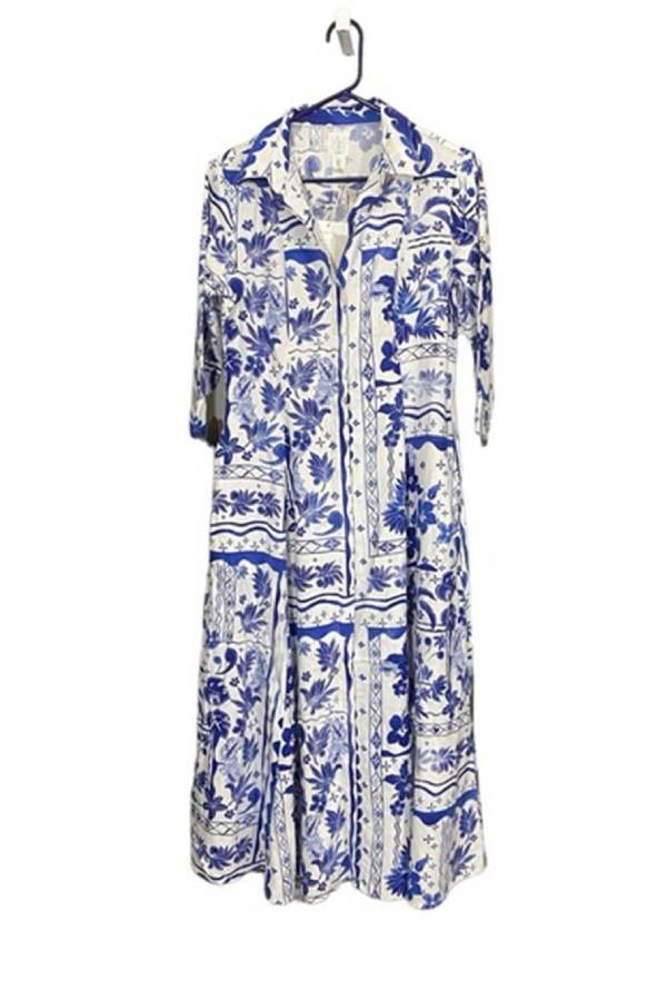 Beautifully Finished Dress in a Timeless Design