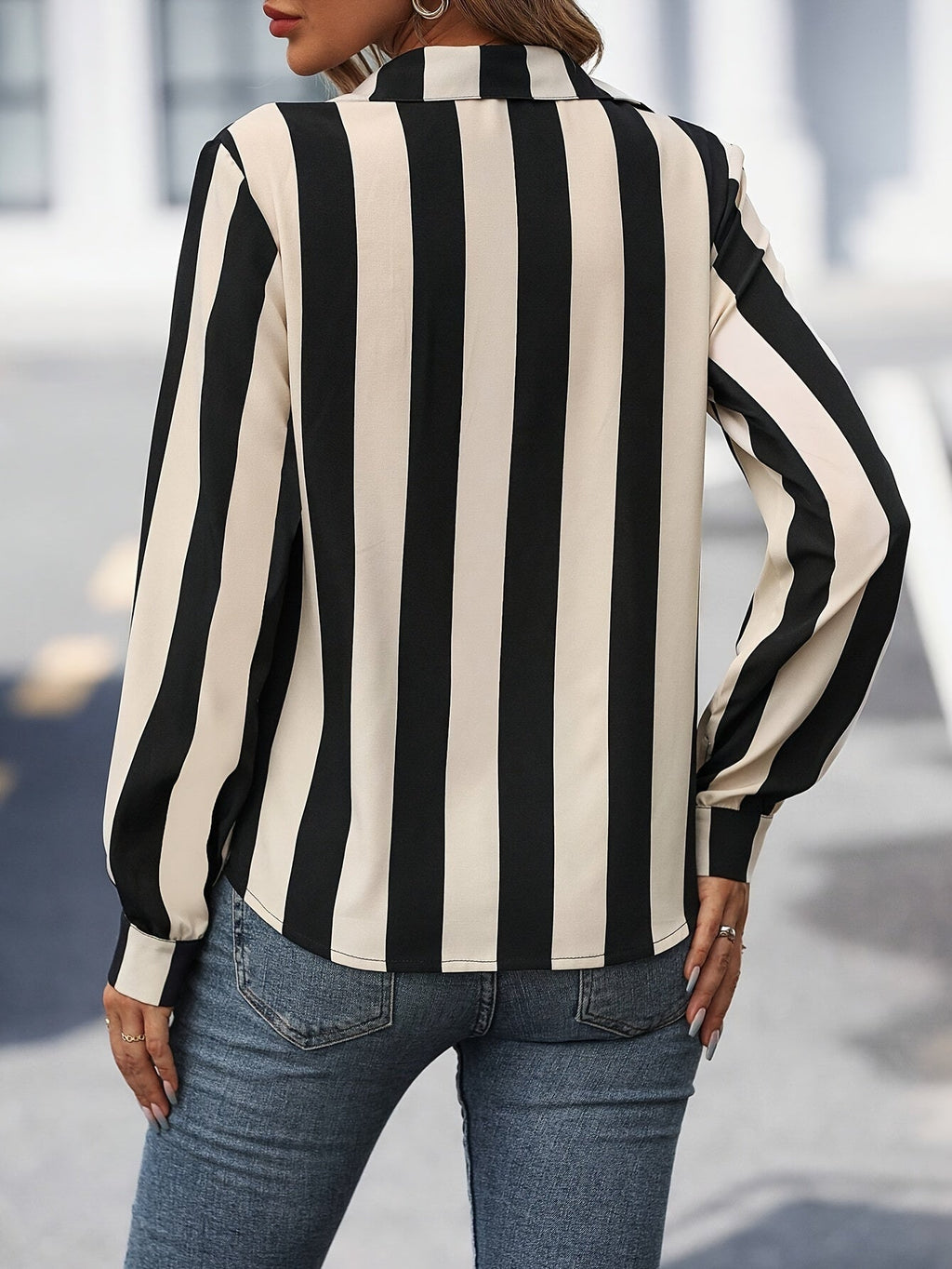 Beautifully Finished Blouse in a Timeless Design