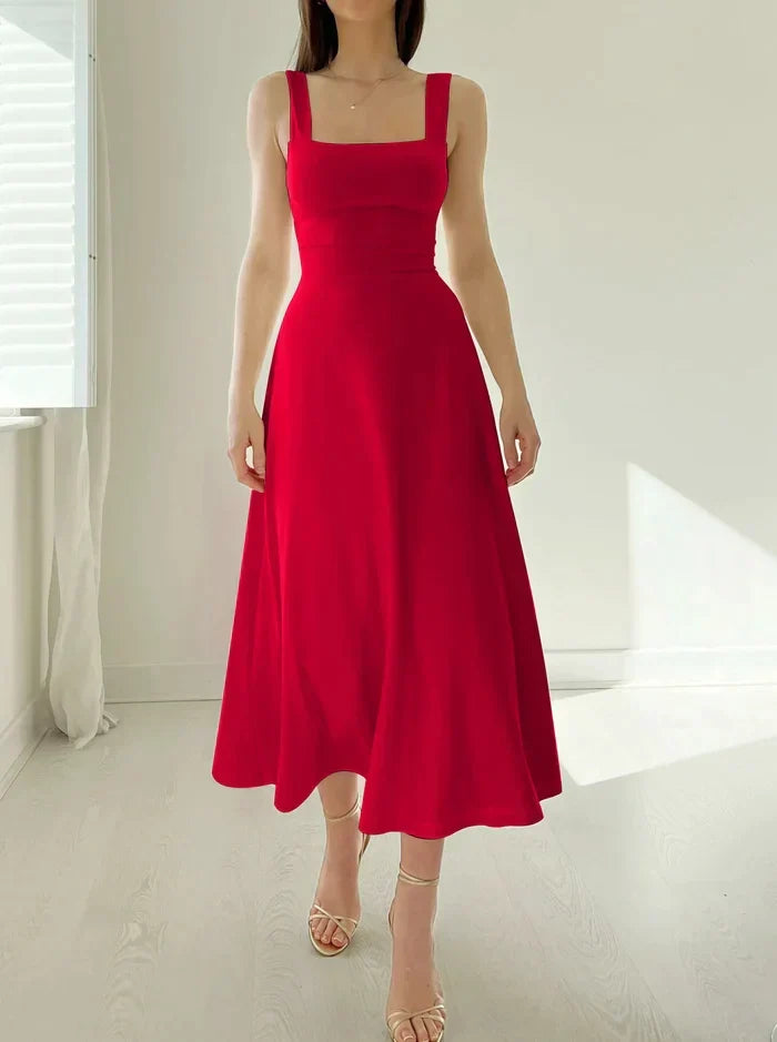 Effortlessly Elegant Dress with a Timeless Design
