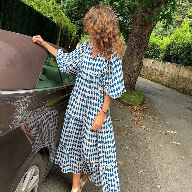 A Vintage Style Dress with Delicate Timeless Details