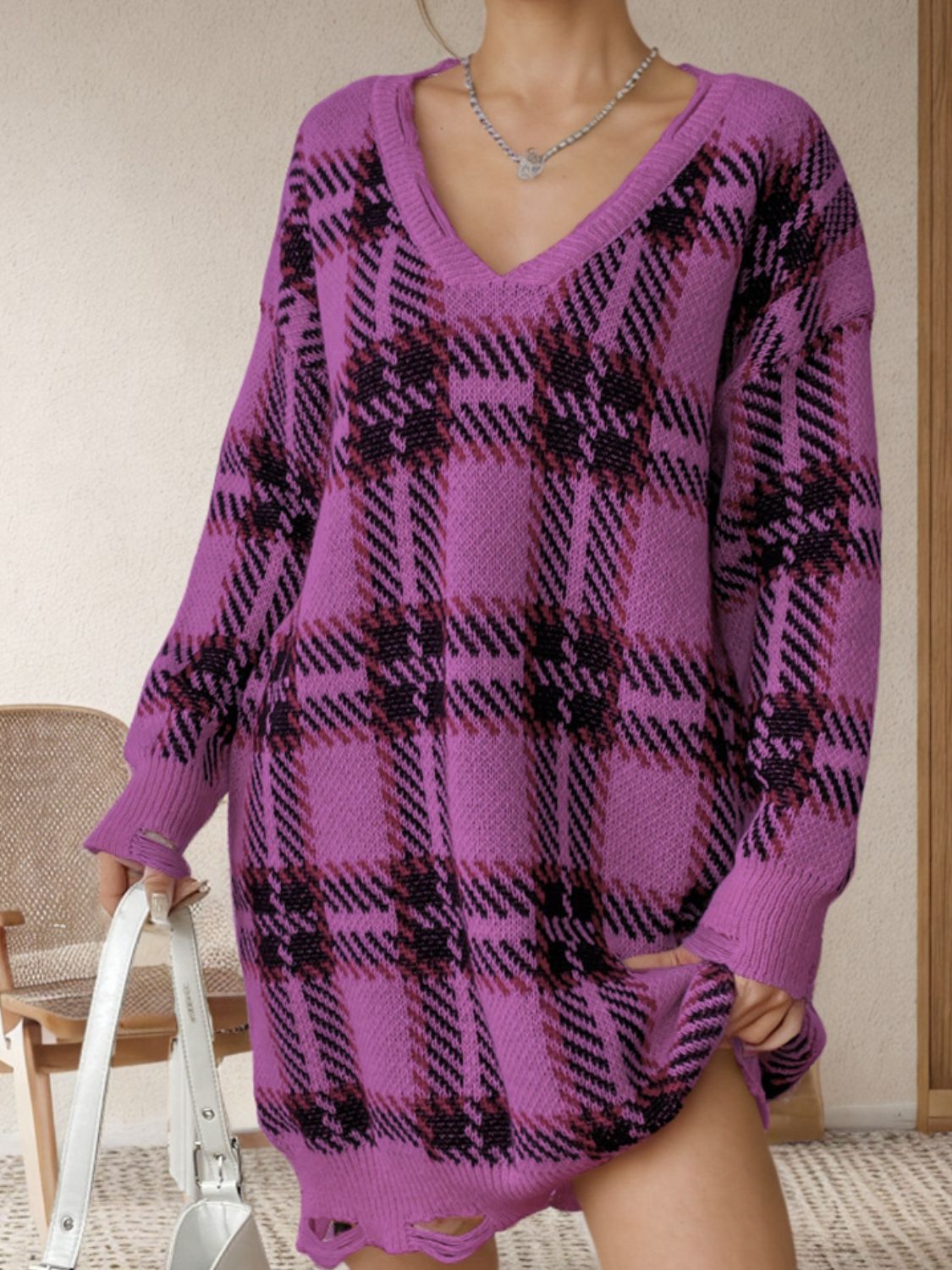 Effortlessly Elegant Sweater with a Timeless Design