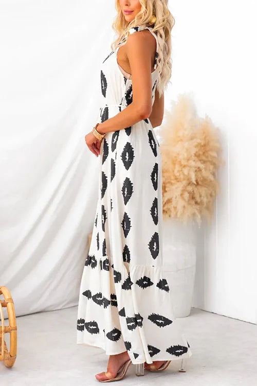 Effortlessly Elegant Dress with a Timeless Design