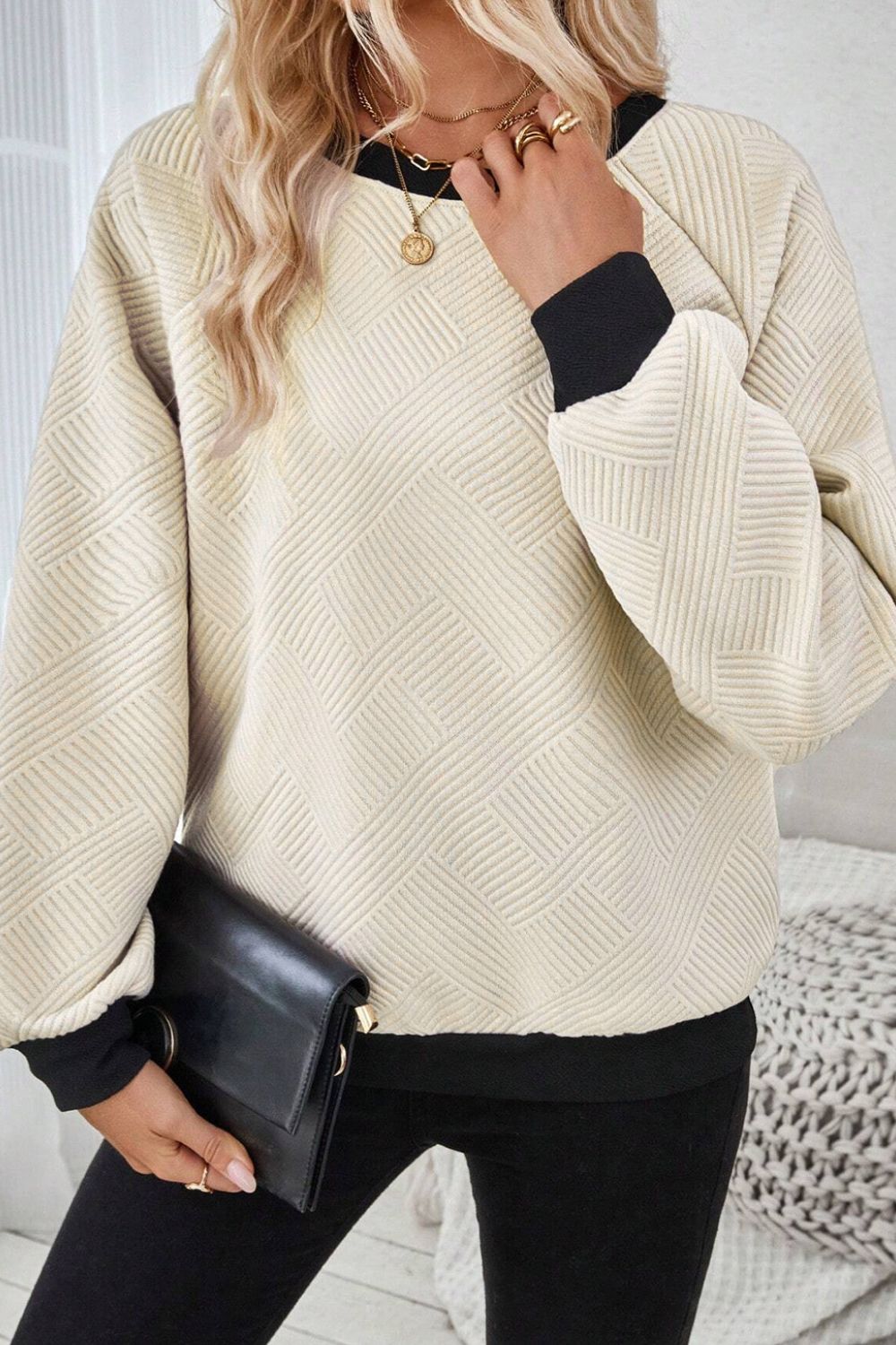 Well Tailored Shirt with a Graceful Silhouette