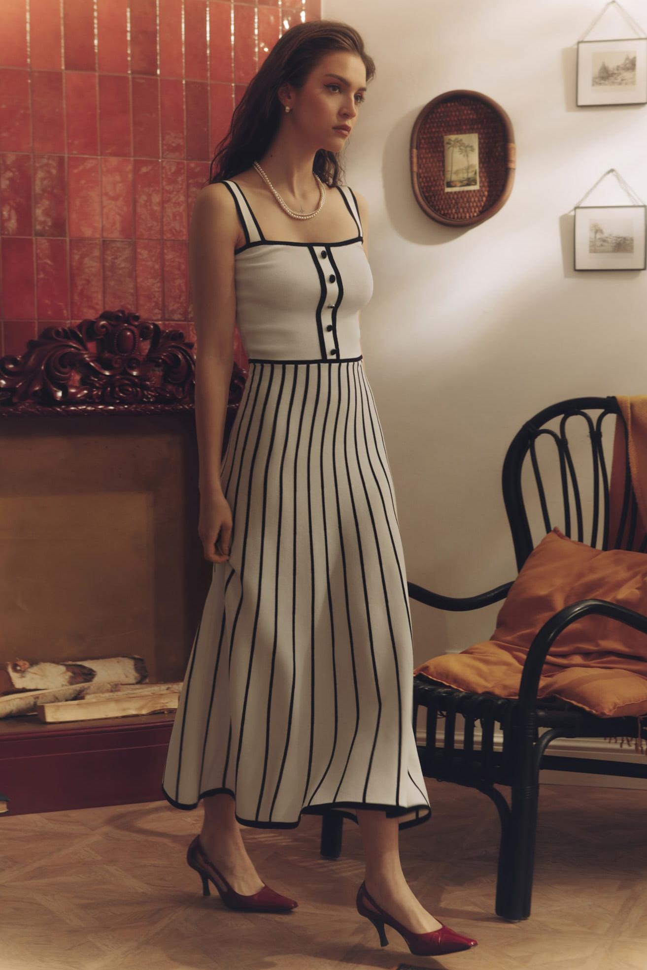 Sophisticated Dress with a Clean Classic Look