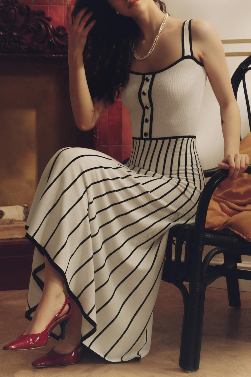 Sophisticated Dress with a Clean Classic Look