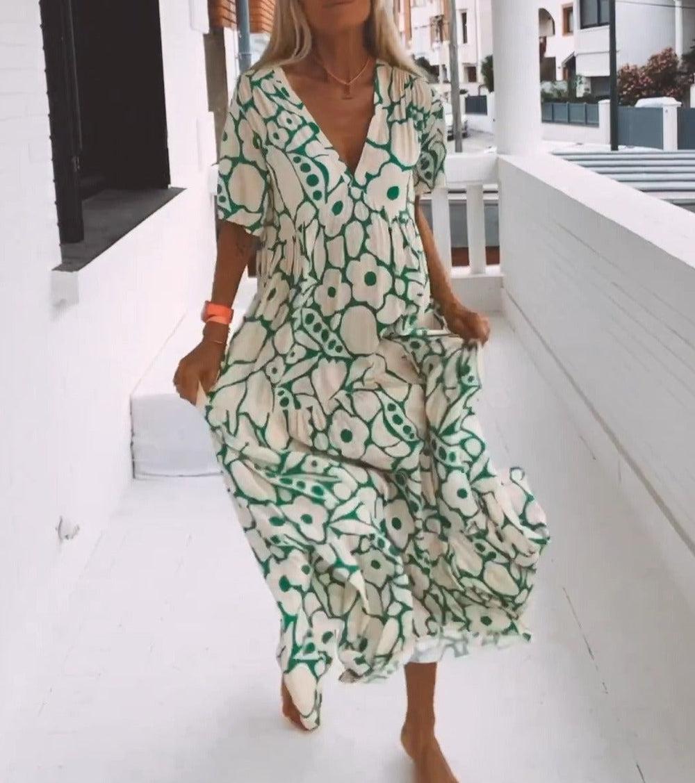 Classic Vintage & Enduringly Stylish Dress