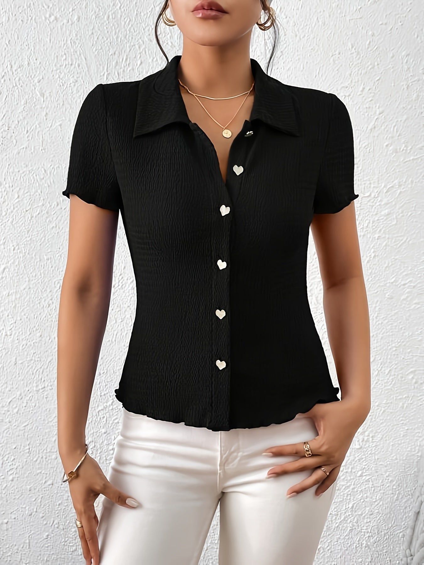 Elegantly Styled Blouse for Everyday Wear