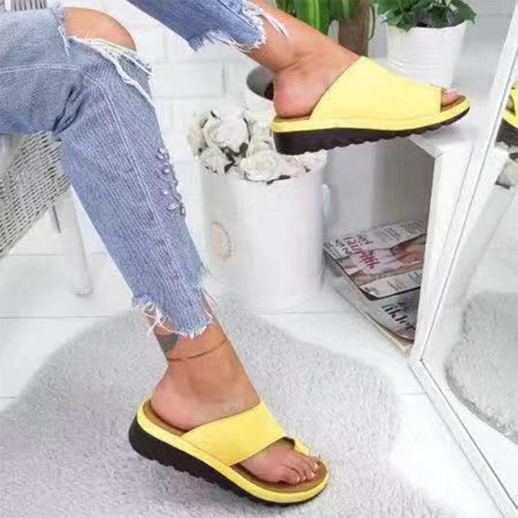 Graceful Orthopedic Sandals for Modern Look