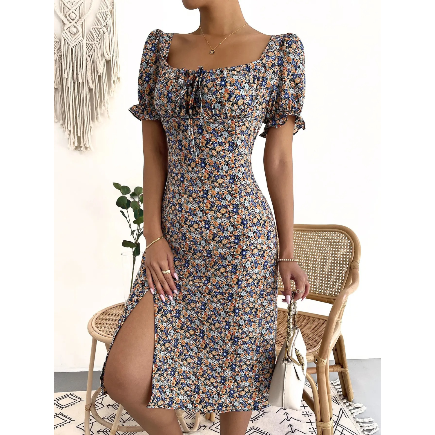Sophisticated Dress with a Clean Classic Look