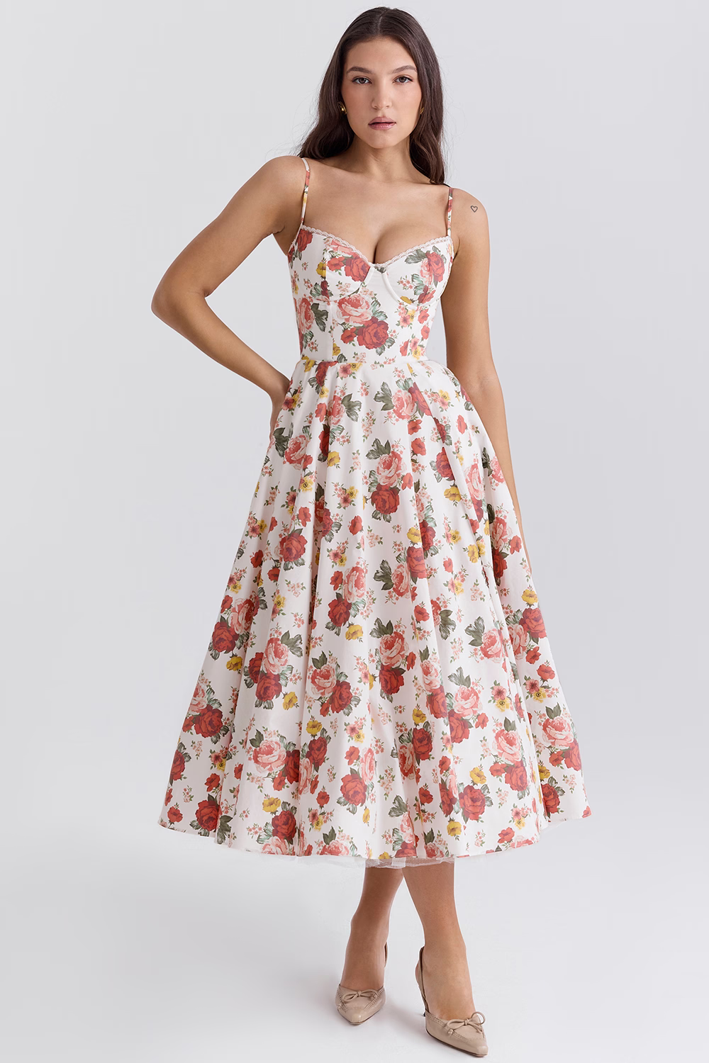 Classic Vintage Dress with a Flattering Fit