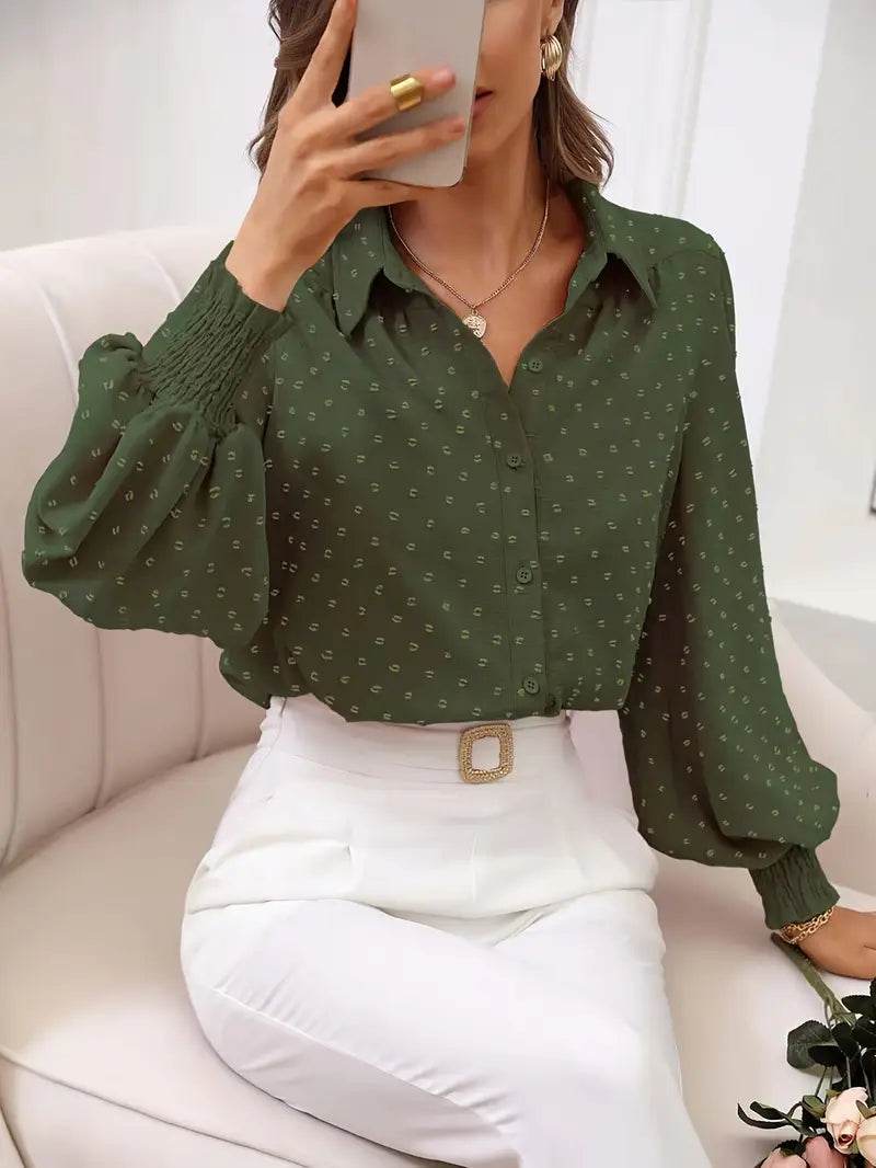 Classic Vintage & Enduringly Stylish Blouse