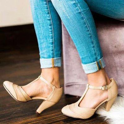 Chic Orthopedic Sandals with Unique Design