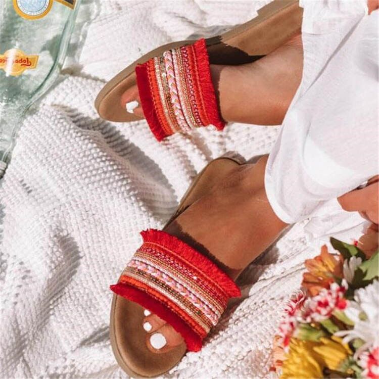 Chic Orthopedic Sandals with Unique Design