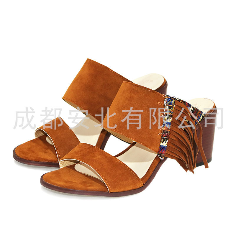 Chic Orthopedic Sandals with Unique Design
