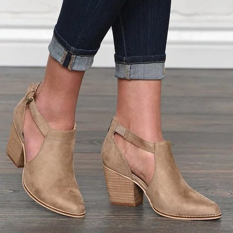 Chic Orthopedic Sandals with Unique Design