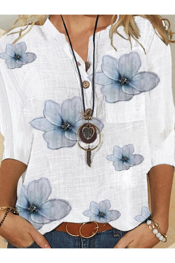 Beautifully Finished Blouse in a Timeless Design