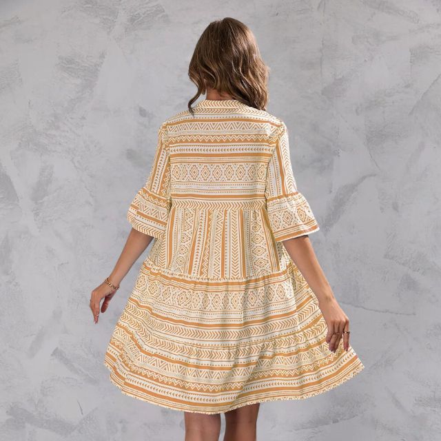 Classic Vintage & Enduringly Stylish Dress