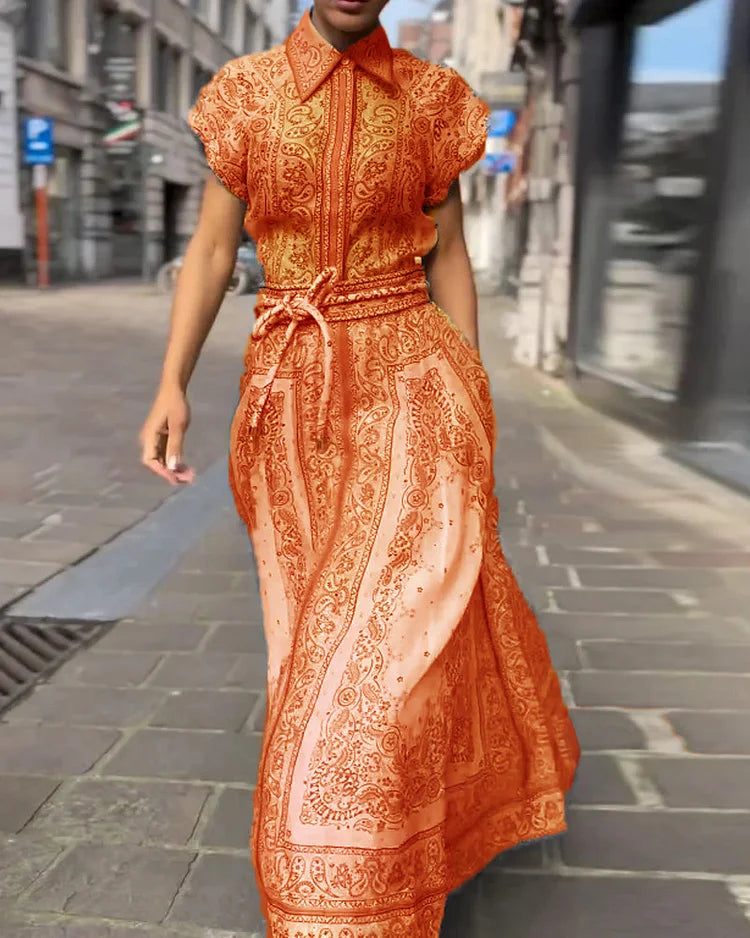 Classic Vintage Dress with a Flattering Fit