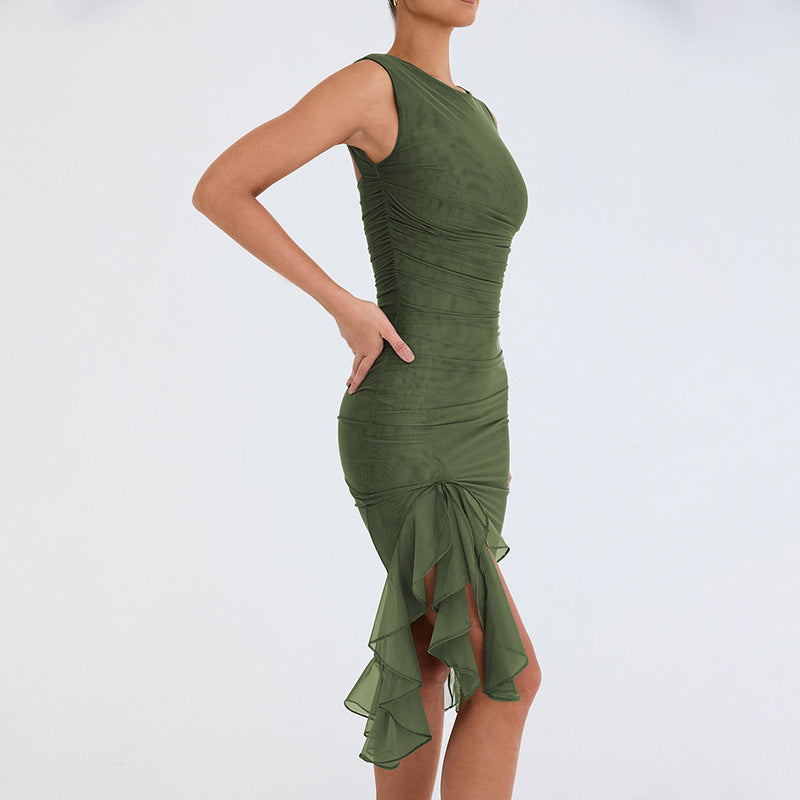 A Vintage Style Dress with Delicate Timeless Details