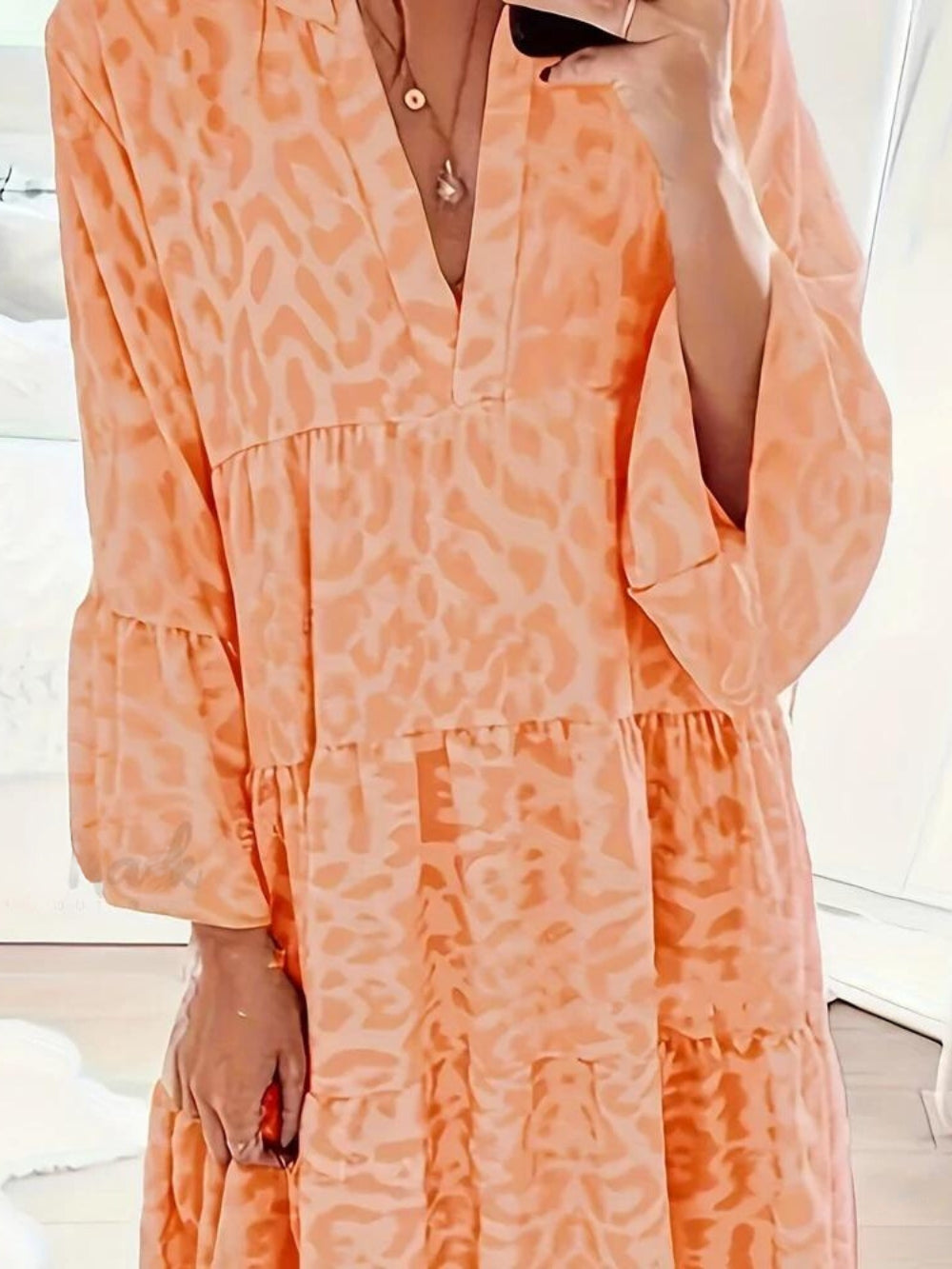 Gracefully Styled Dress for Any Occasion