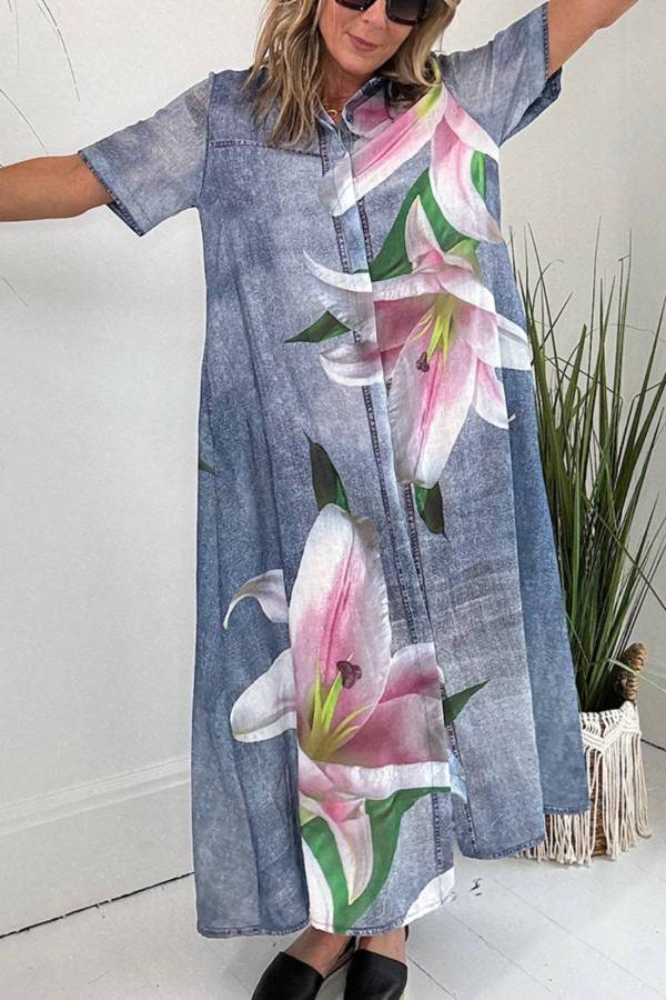 Classic Vintage Dress with a Flattering Fit