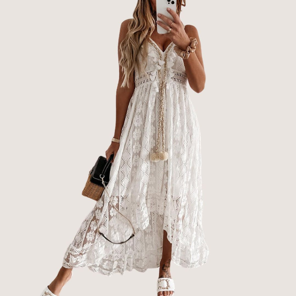 Gracefully Styled Dress for Any Occasion
