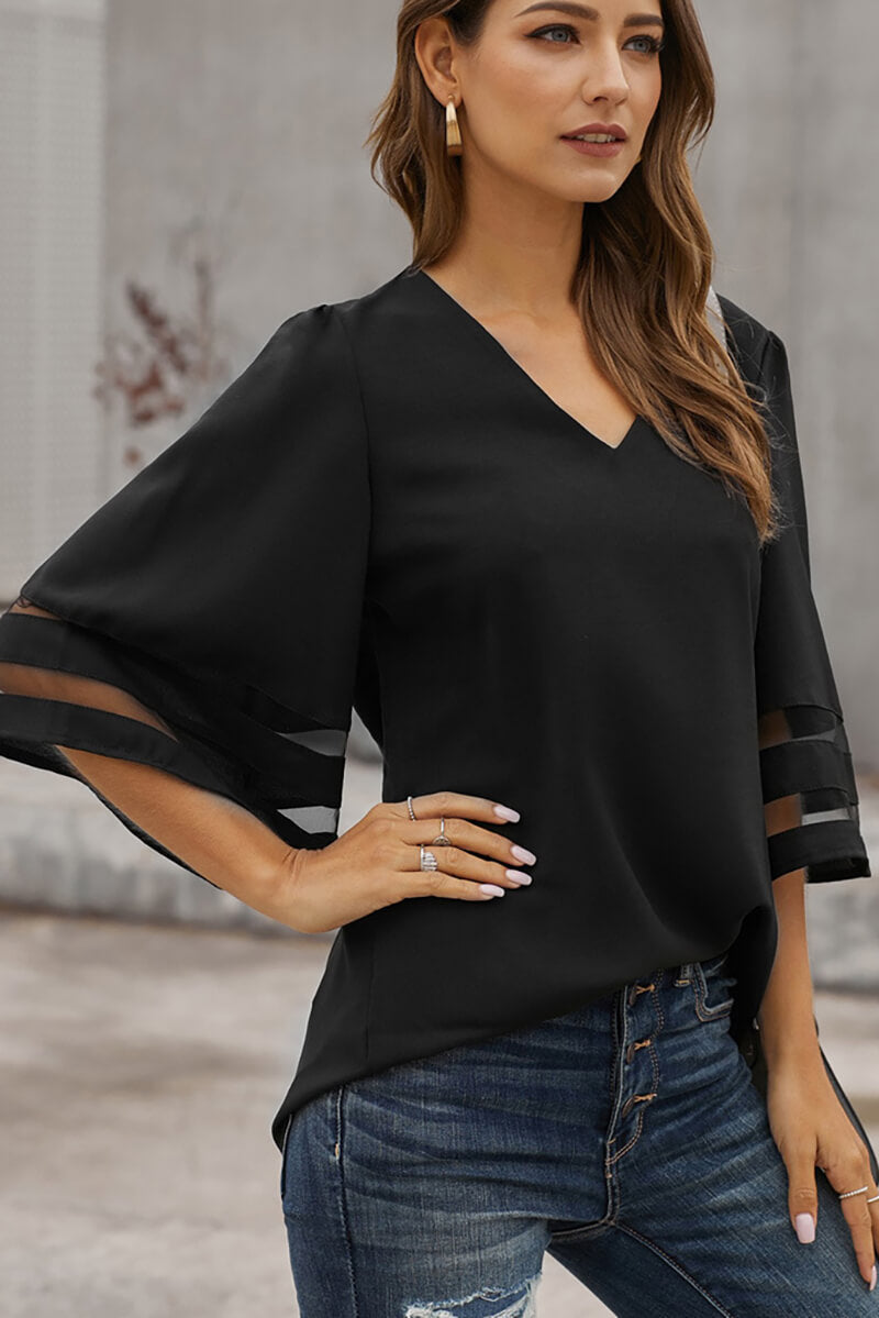 Effortlessly Elegant Blouse with a Timeless Design